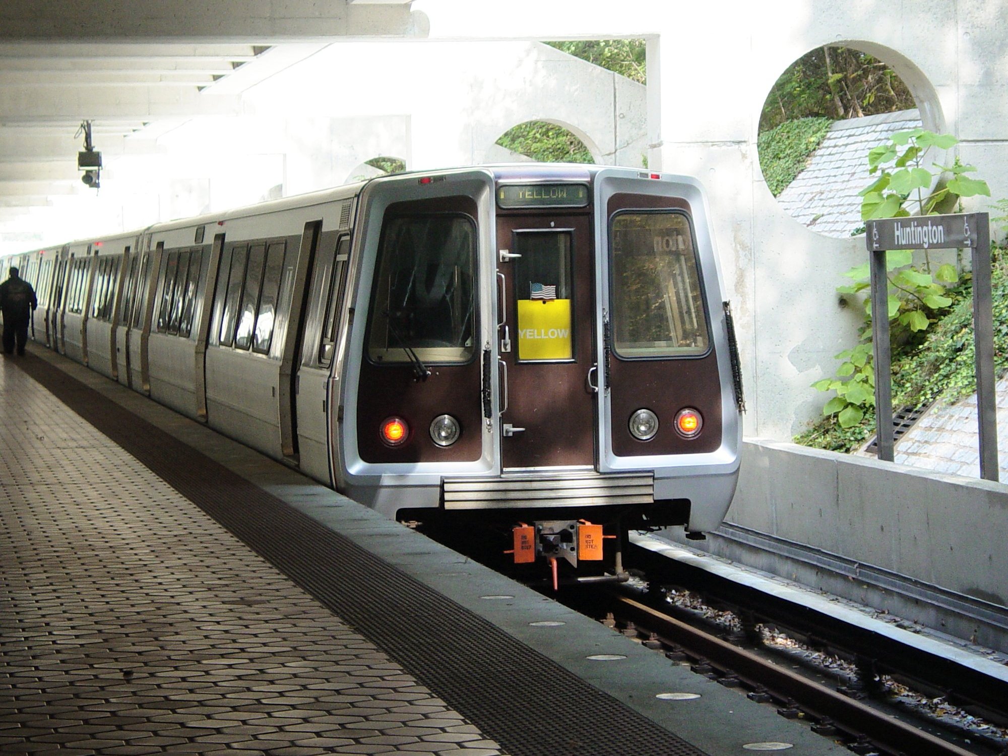 DC Metro Huntington Station